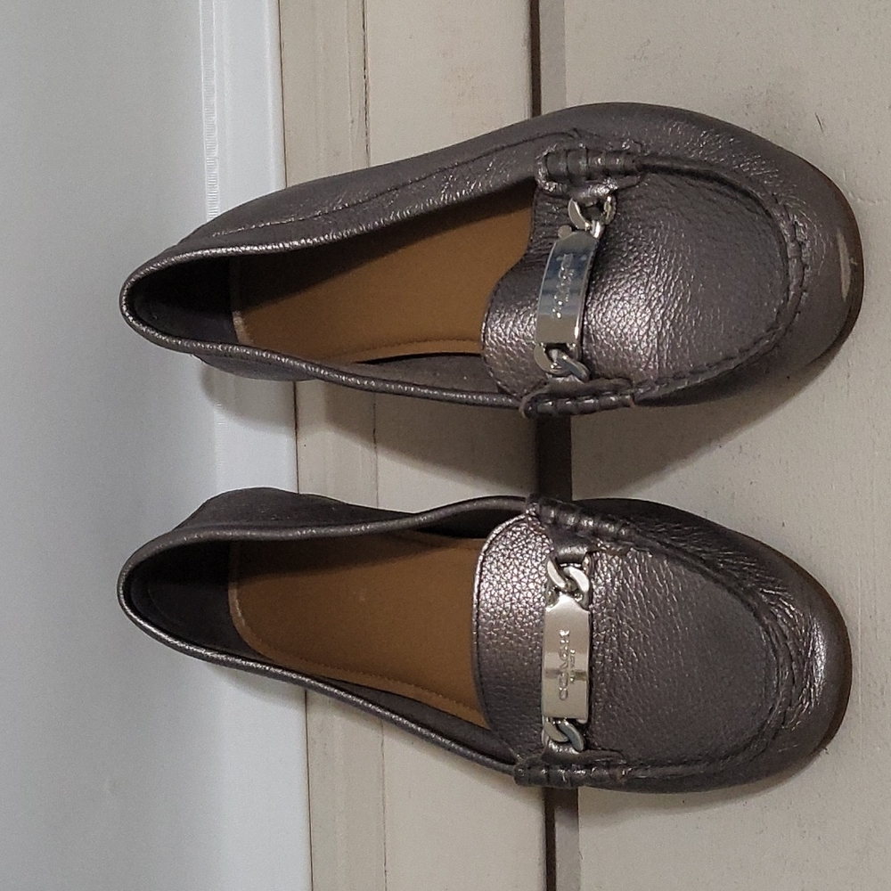 Coach flats, size 6B, metallic, super soft, like new